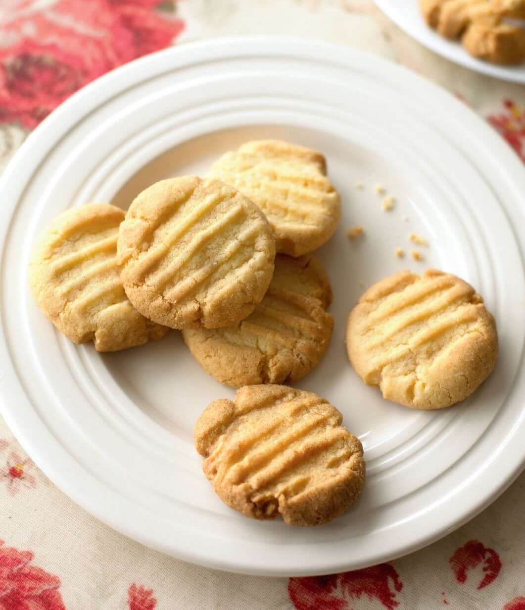 A photo of Lemon Shortbread Biscuits